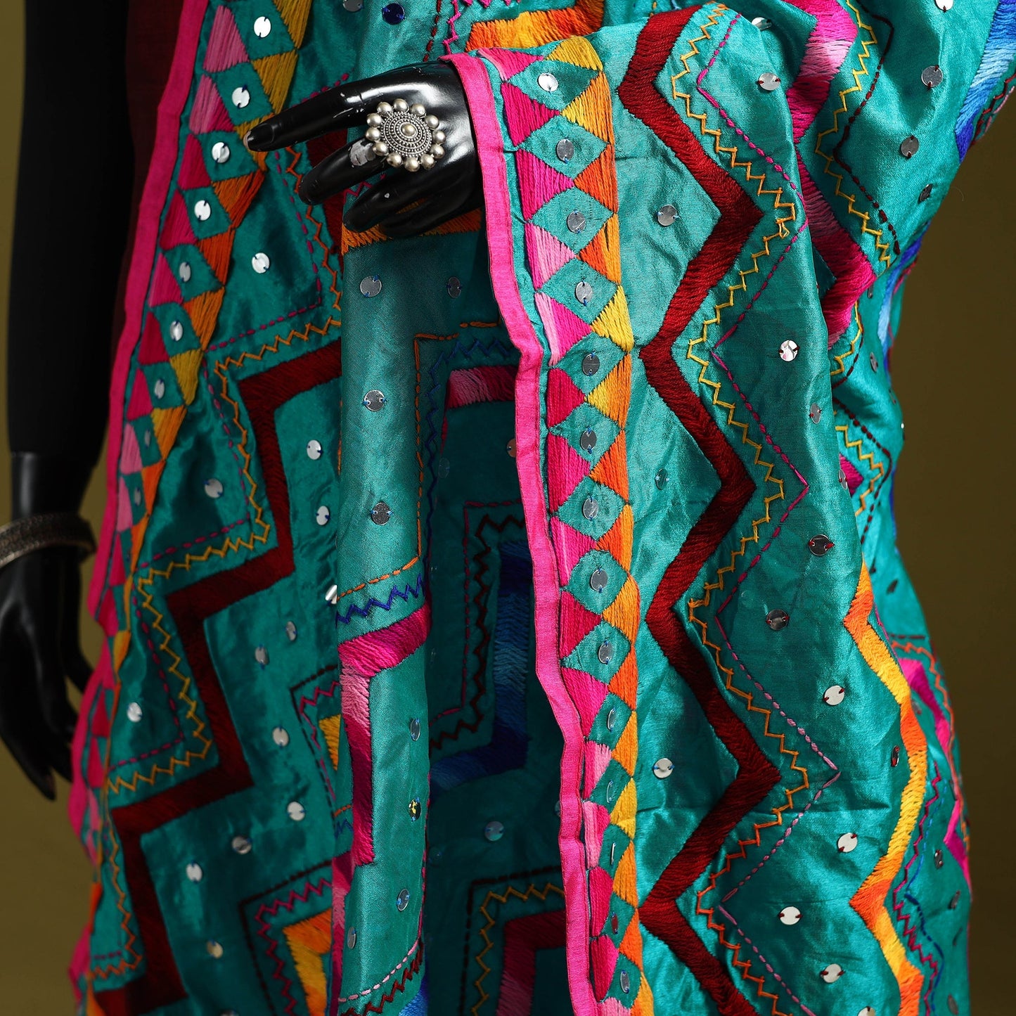 Ranihati chanderi silk zig zag hand embroidery dupatta 38