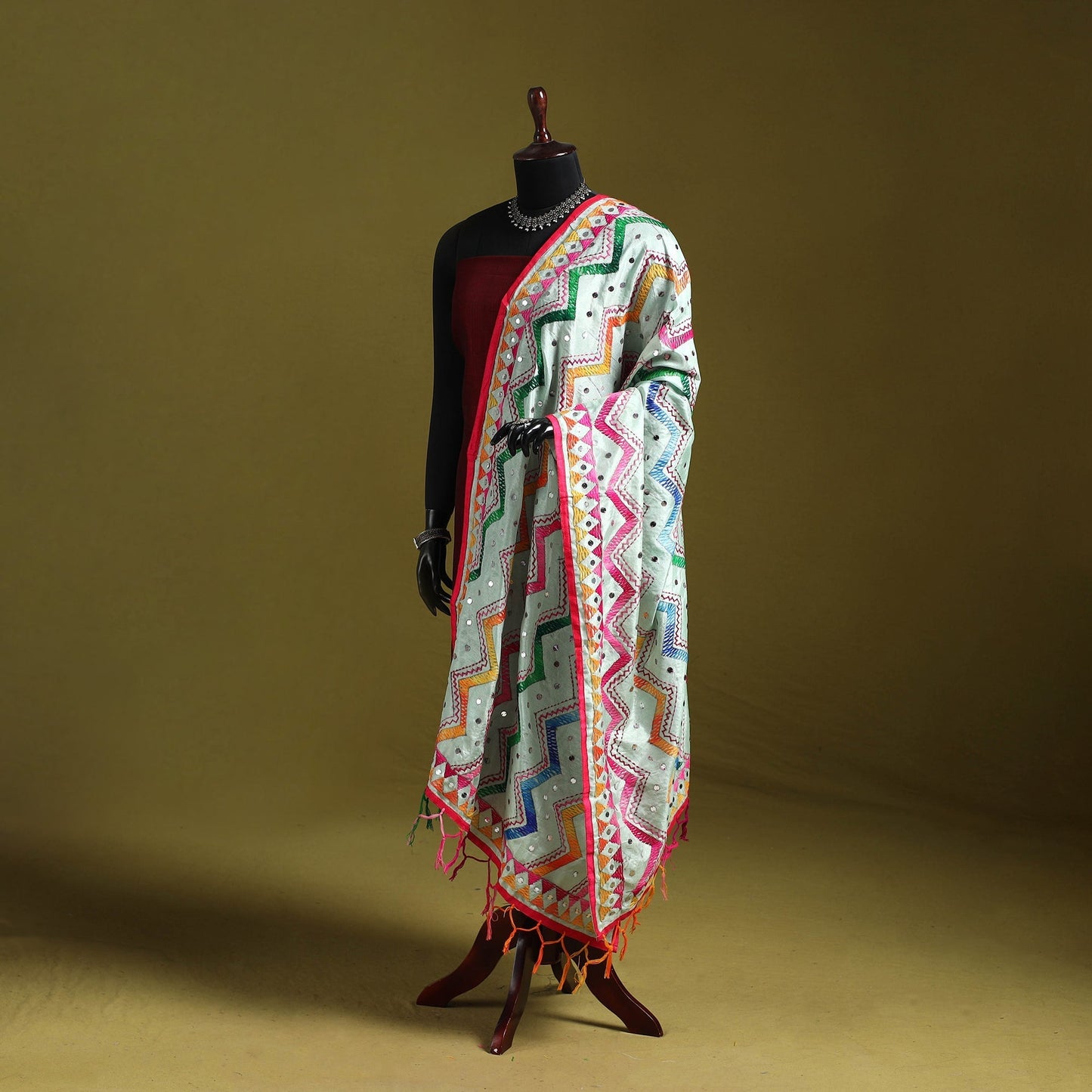 Ranihati chanderi silk zig zag hand embroidery dupatta 47