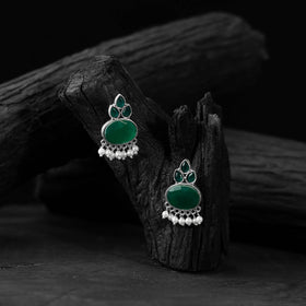 Green - saanjh bela leaf motif oxidised earrings