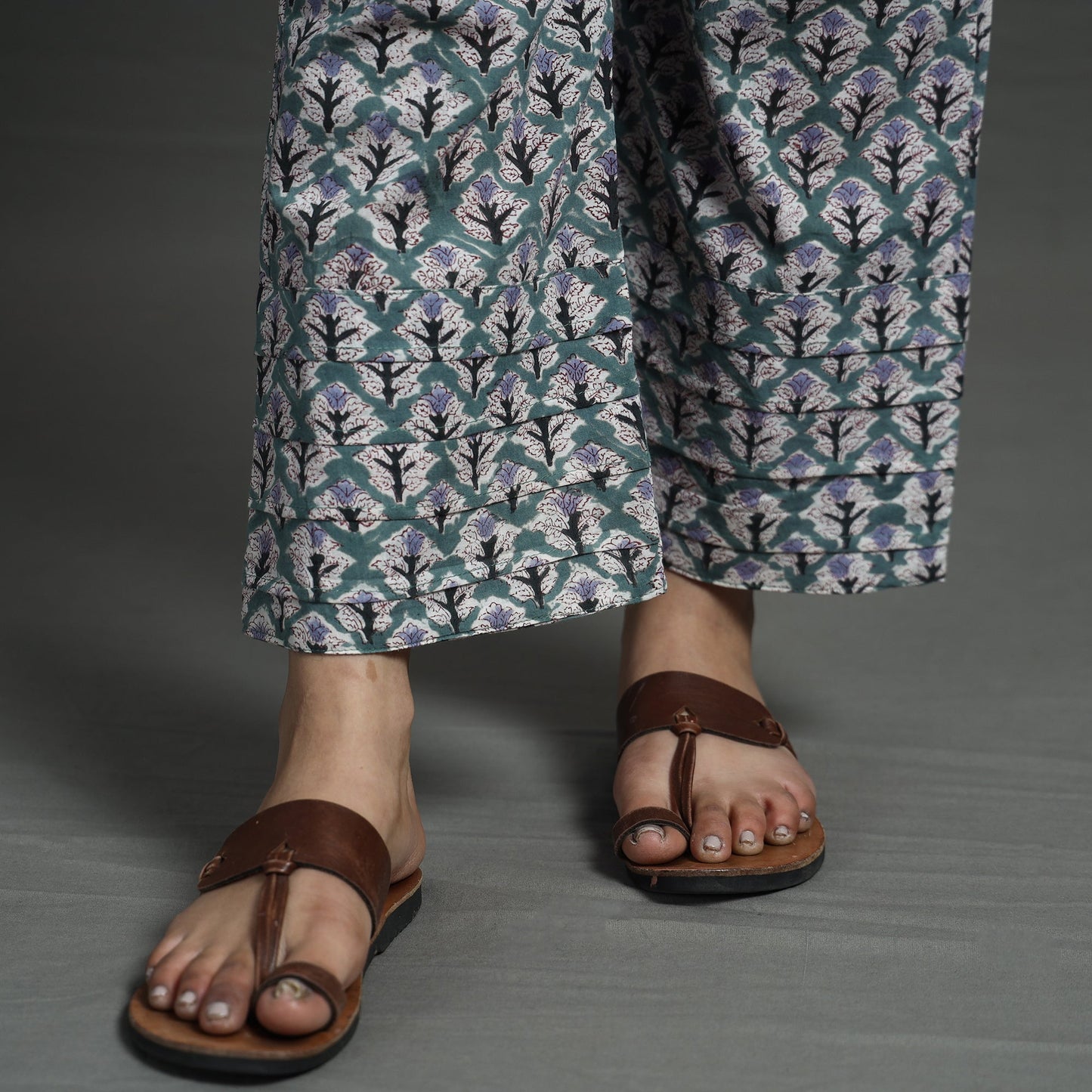 Buy Sanganeri Block Printed Cotton Elasticated Palazzo Online at iTokri.com