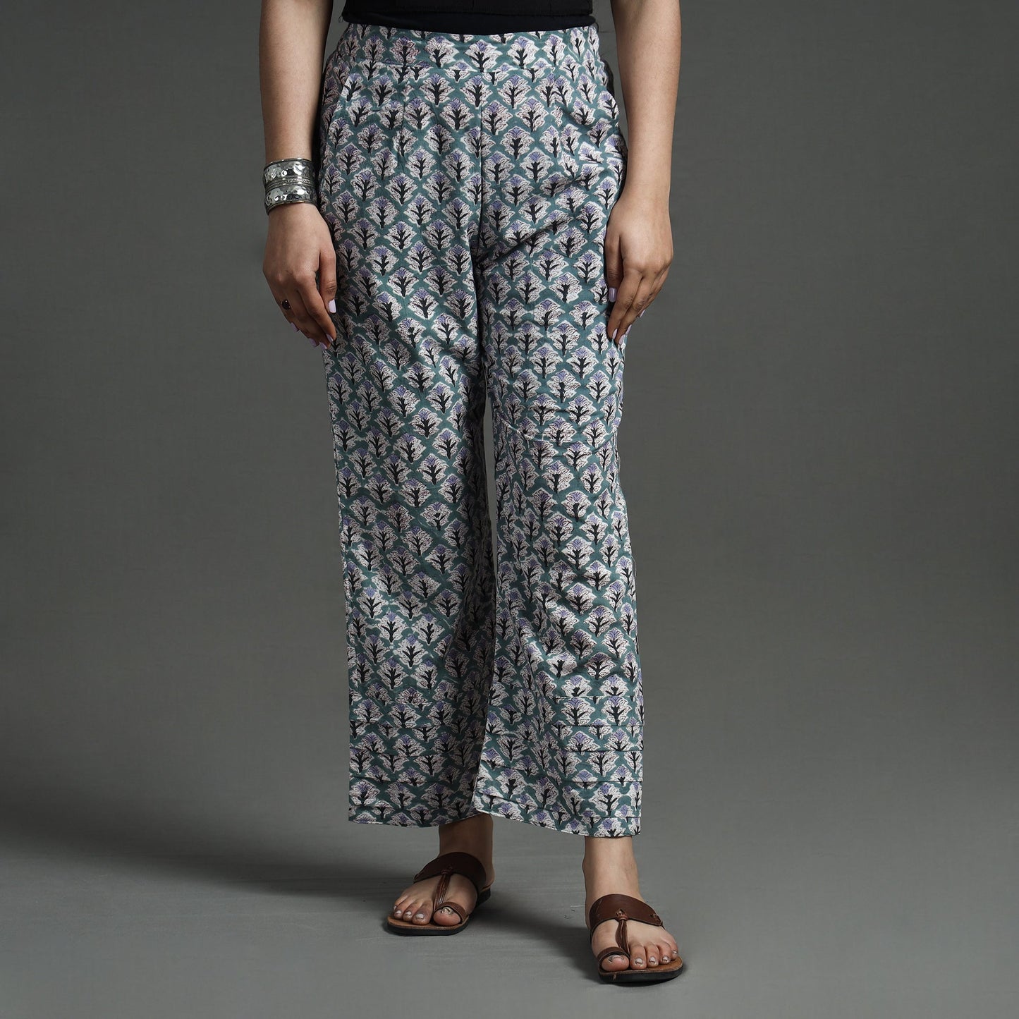 Buy Sanganeri Block Printed Cotton Elasticated Palazzo Online at iTokri.com
