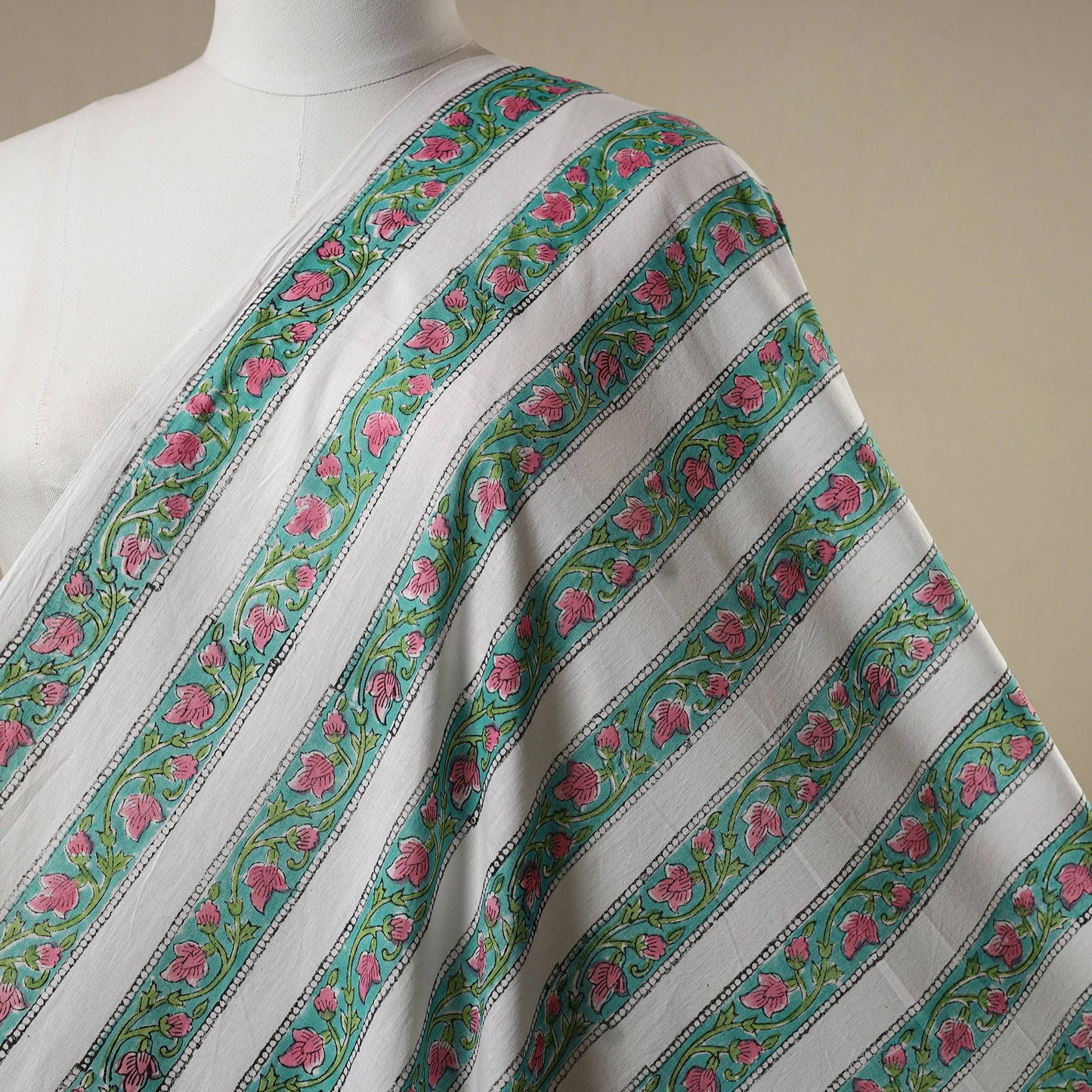 Green - sanganeri cotton fabric 04 - handcrafted
