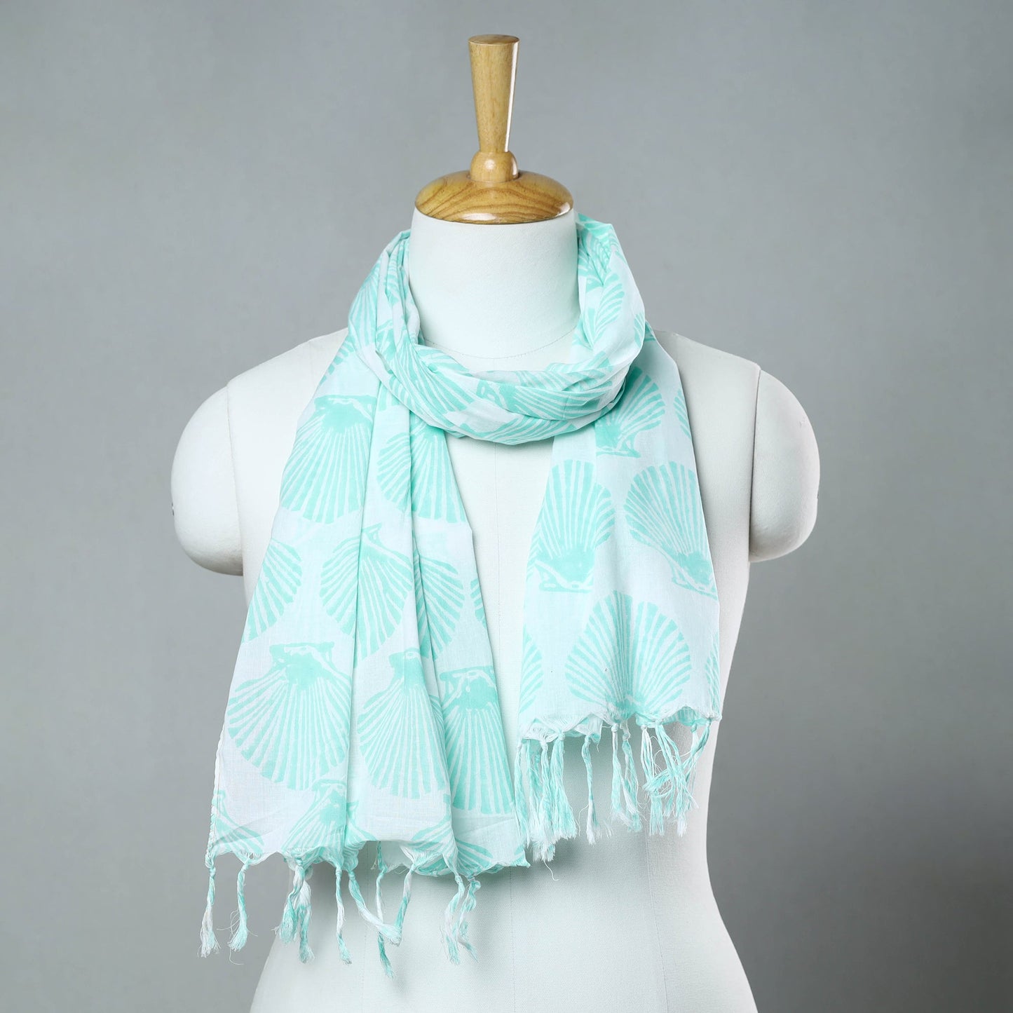 Buy Sanganeri Block Printed Cotton Stole with Tassels 109 Online at iTokri.com