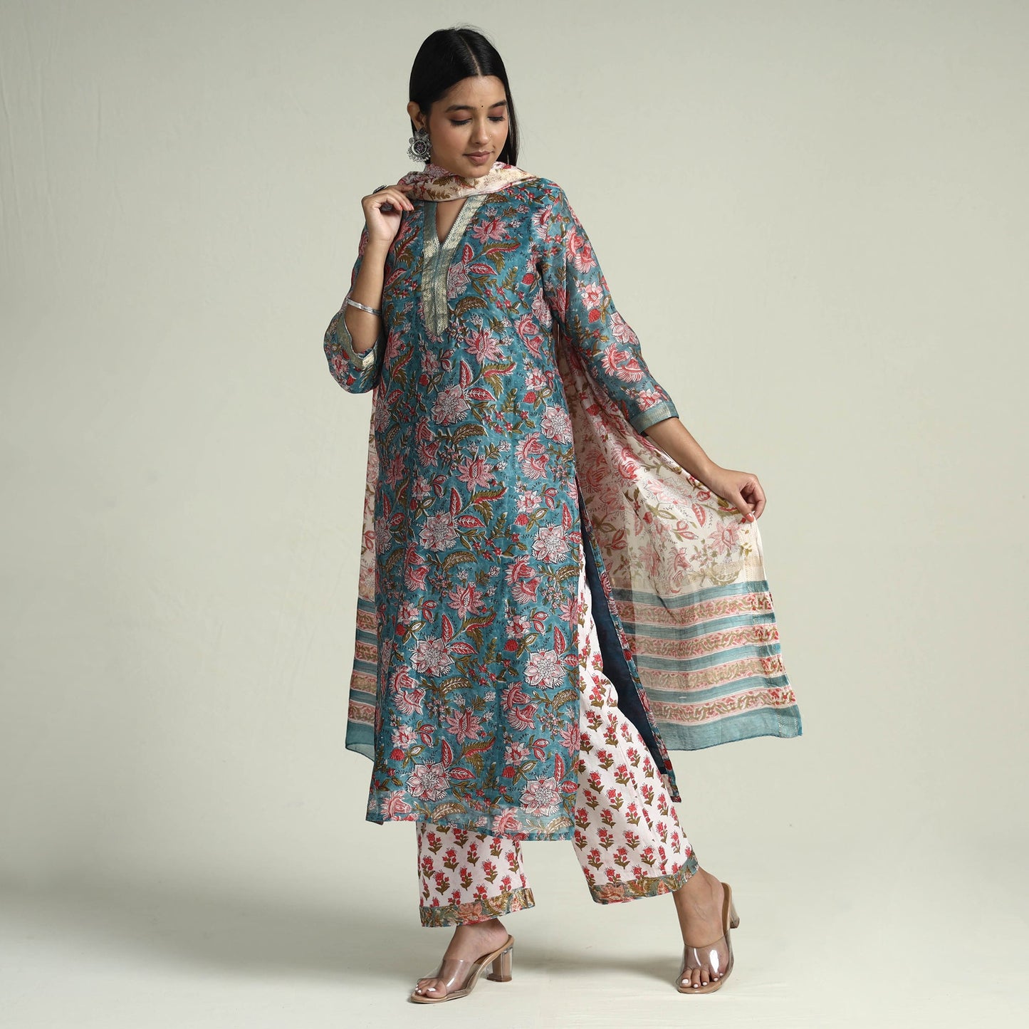  Sanganeri Block Printed Maheshwari Silk Kurta with Palazzo & Dupatta Set Online at iTokri.com