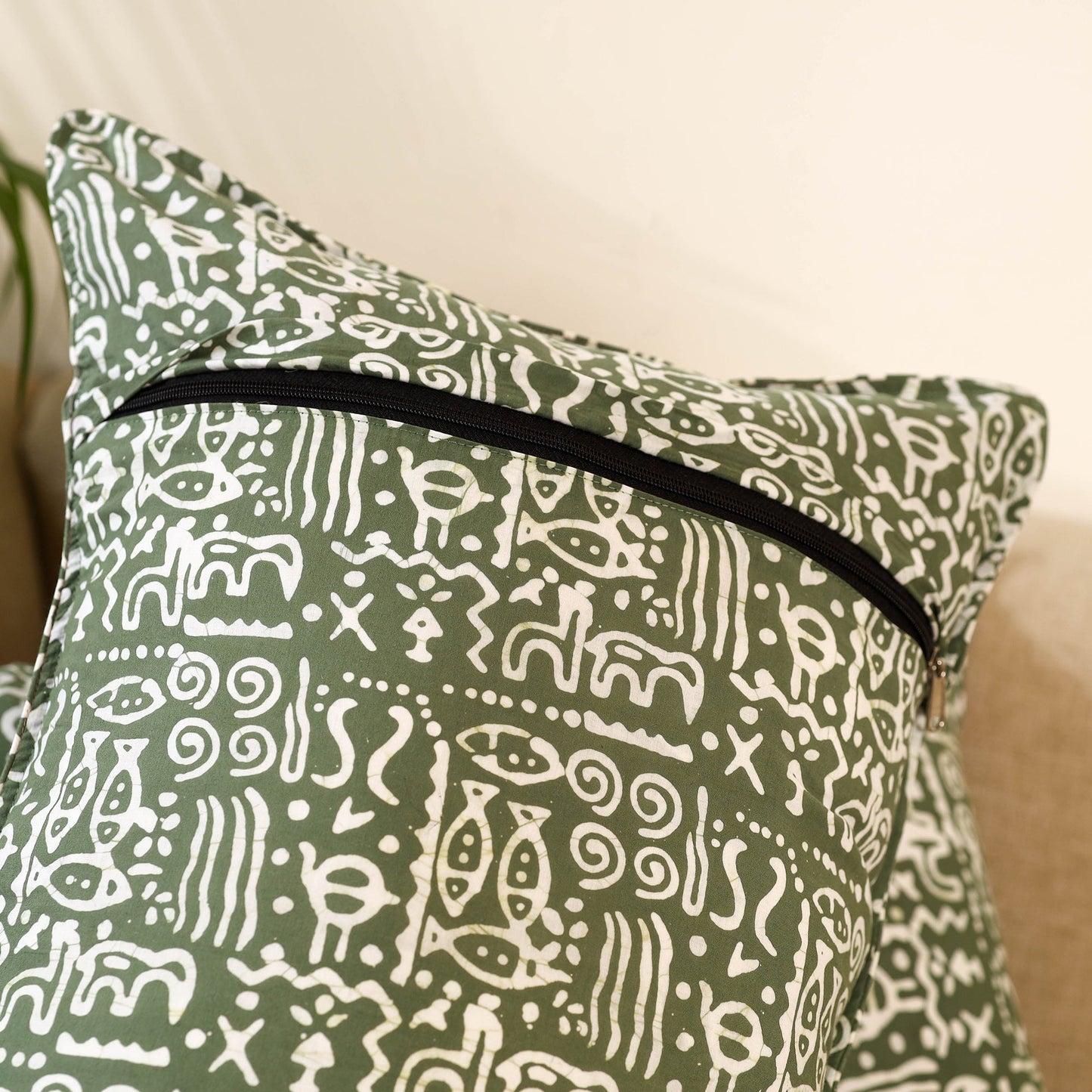 Green Set of 2 Hand Batik Print Cotton Pillow Covers