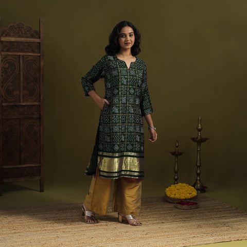 Green - silk bandhani kurta set with lagdi patta (set of 2)