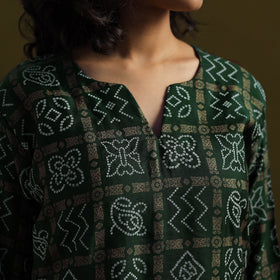 Green - silk bandhani kurta set with lagdi patta (set of 2)
