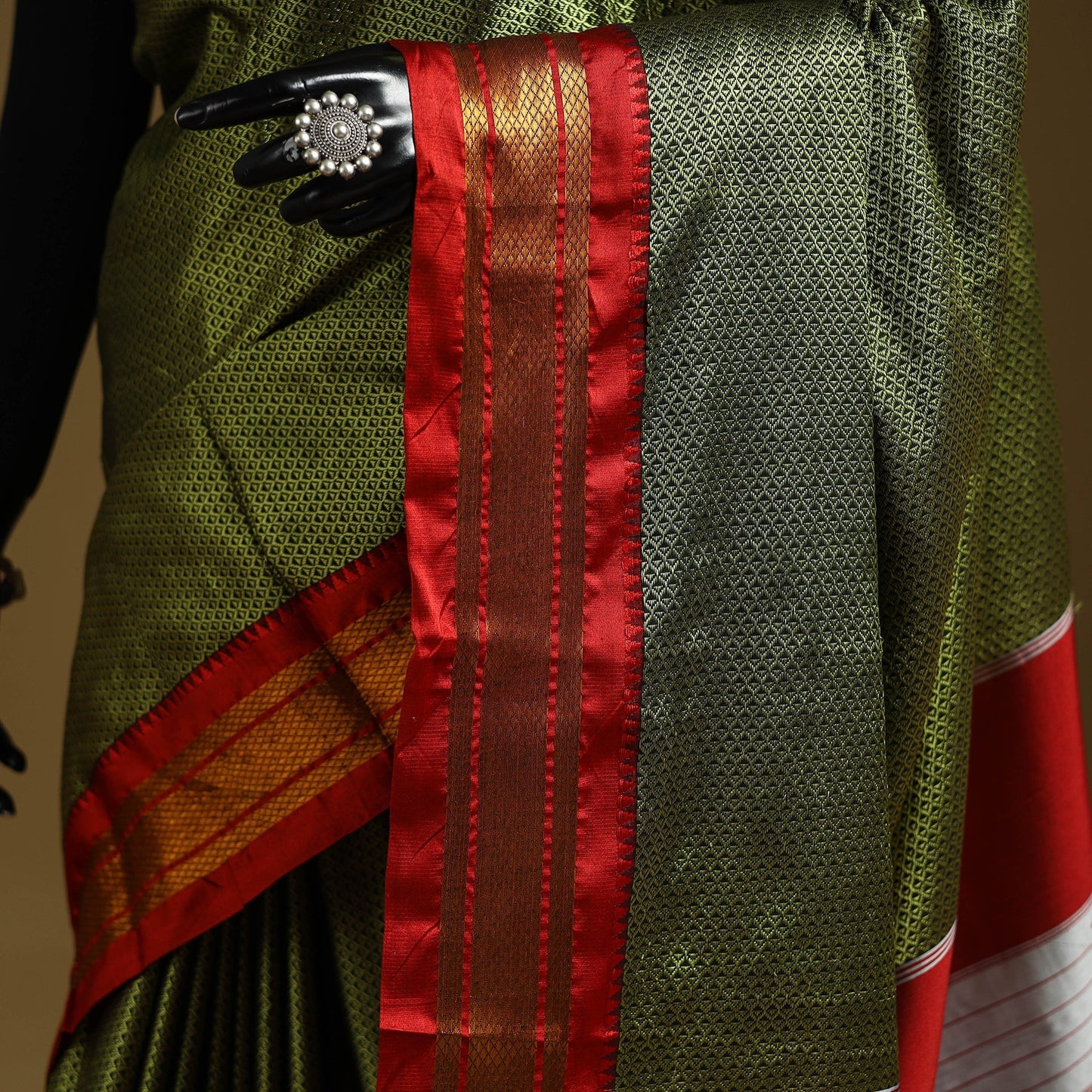 Silk cotton khun saree with ilkal pallu chikki paras border
