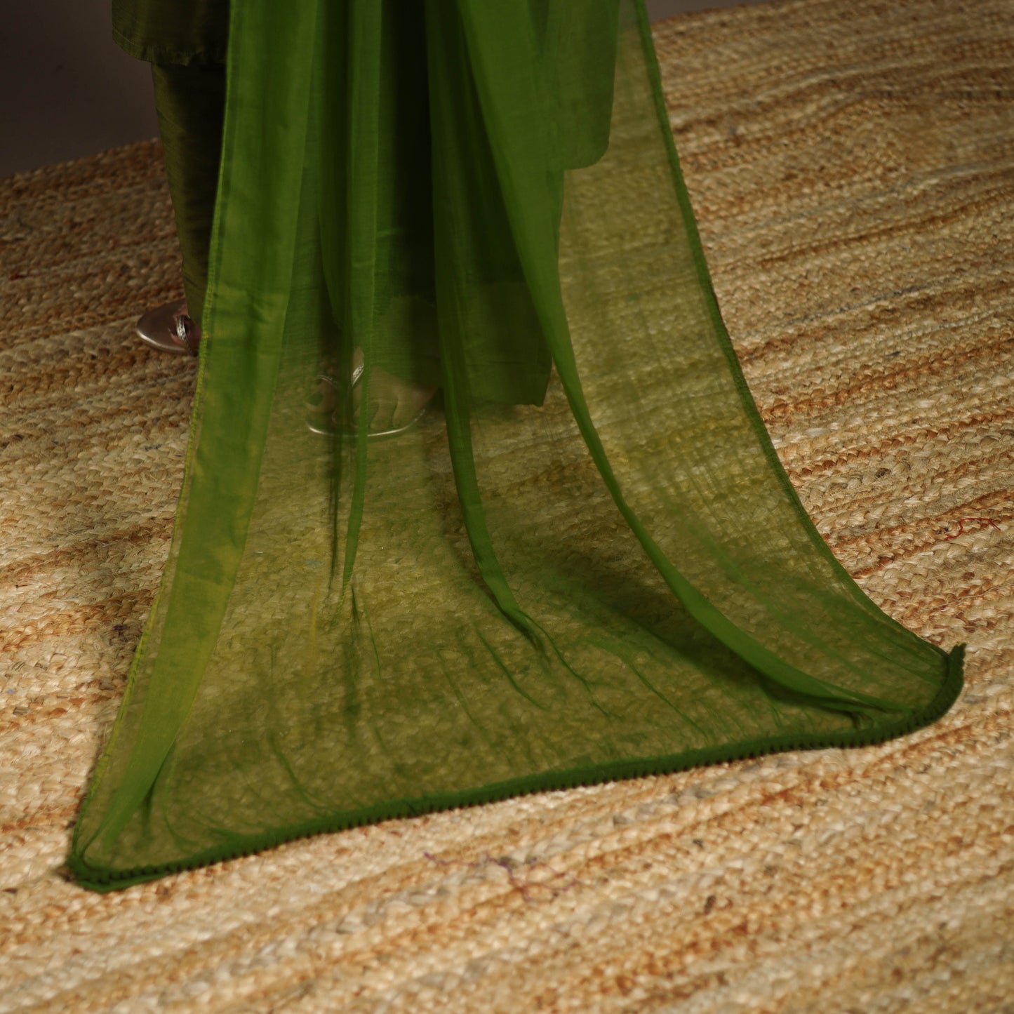 Green - slub silk embroidered plain kurta set (set of 3) 15