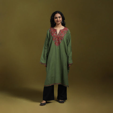 Sozni hand embroidered kashmiri merino wool pheran 04