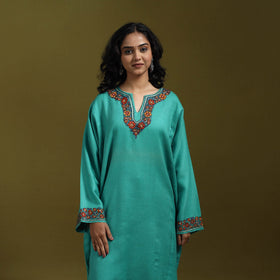Sozni hand embroidered kashmiri merino wool pheran 23