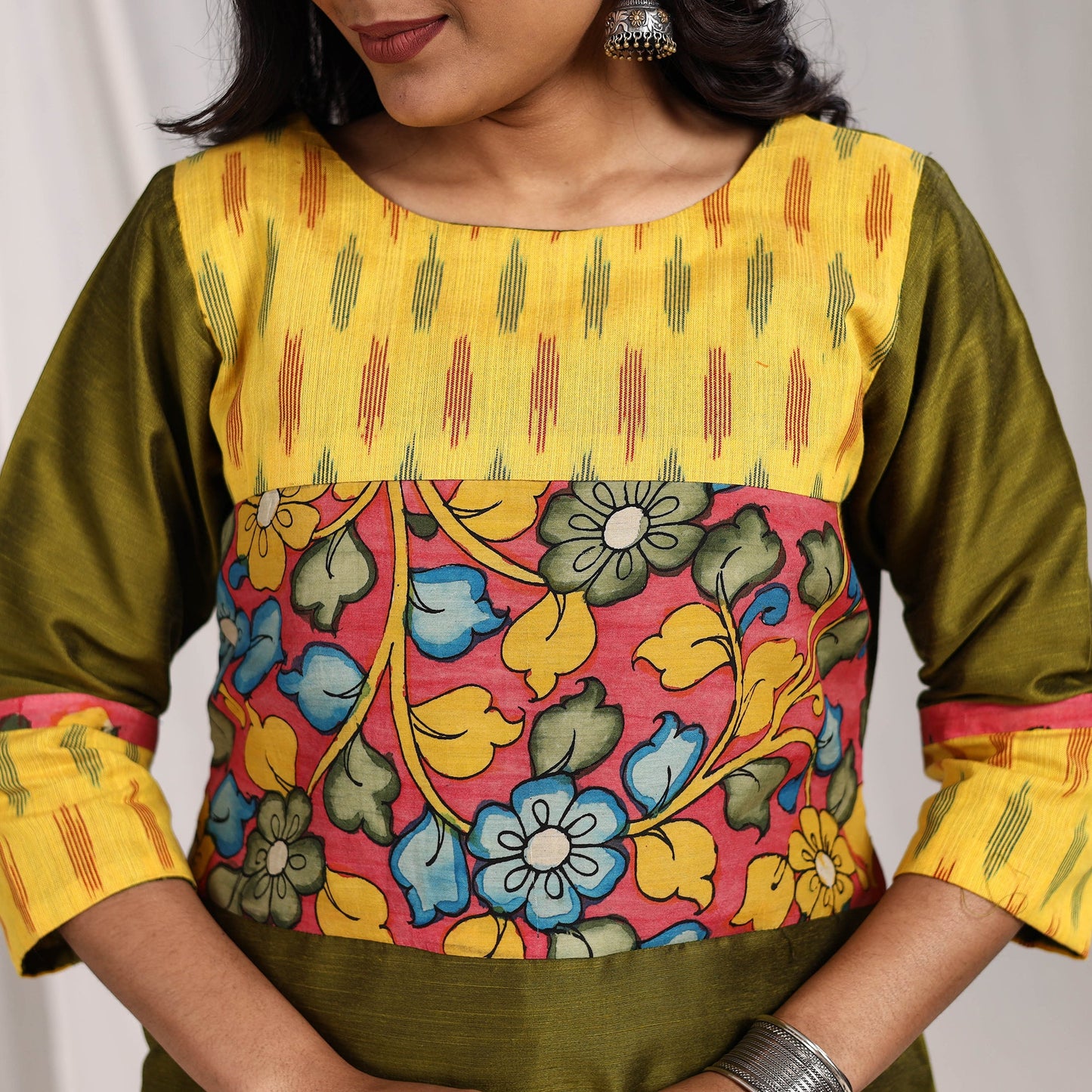 Green Tanvi Slub Silk Straight Plain Kurta with Patchwork