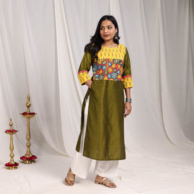 Green Tanvi Slub Silk Straight Plain Kurta with Patchwork