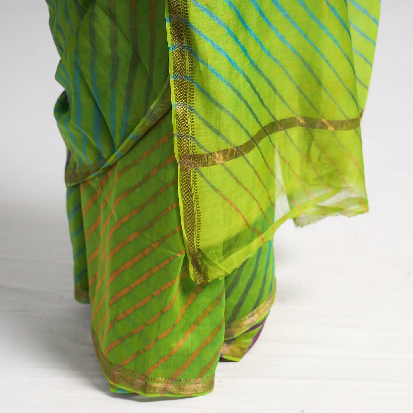  Leheriya Tie-Dye Chanderi Silk Zari Border Saree by Badshah Miyan 