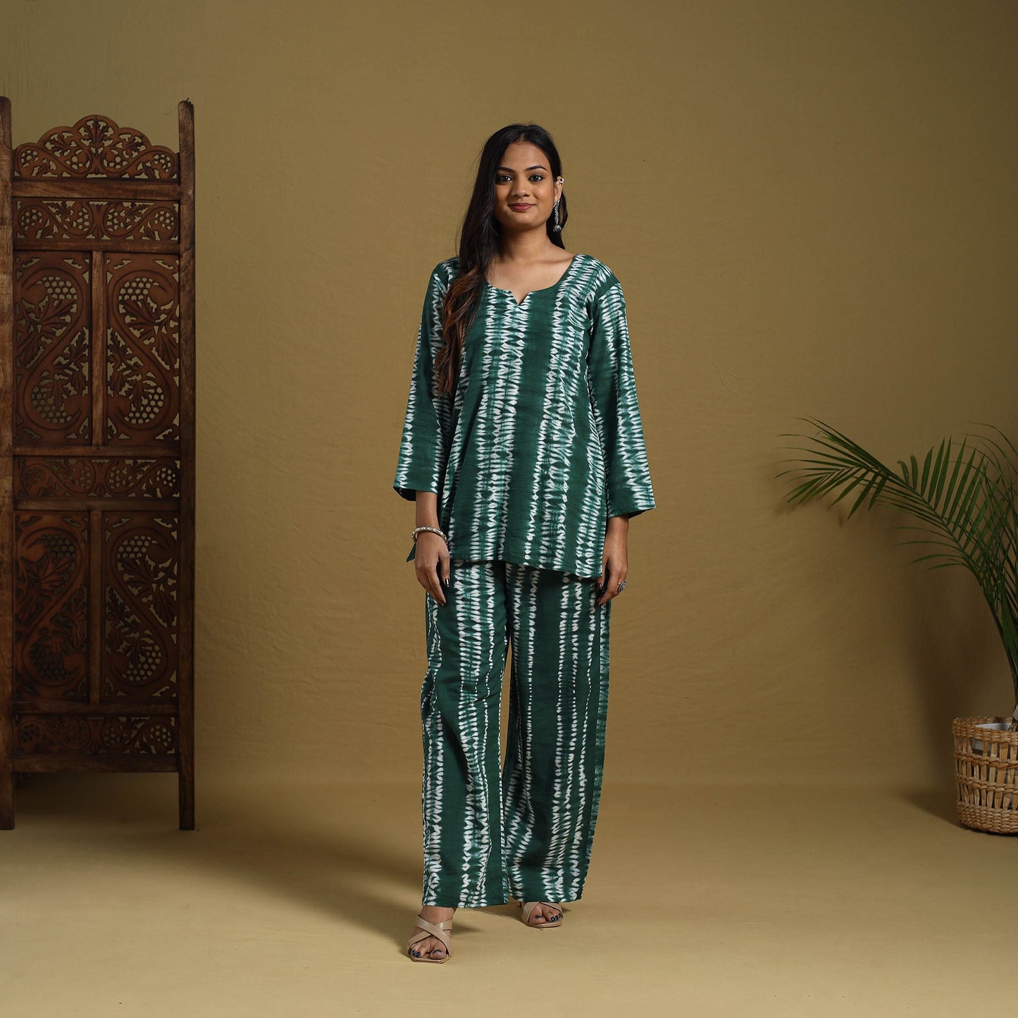 Buy Green Tie & Dye Cotton Shibori Co-Ord Set Online