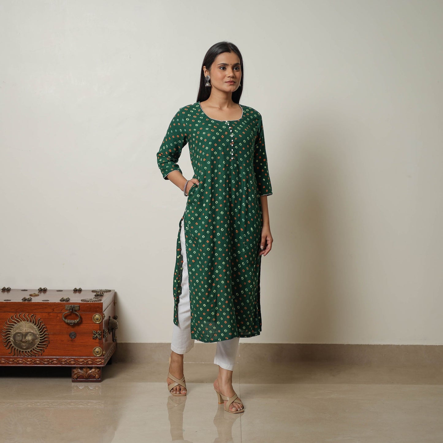 Buy Green Tie & dye Cotton Straight Bandhani Kurta for Women