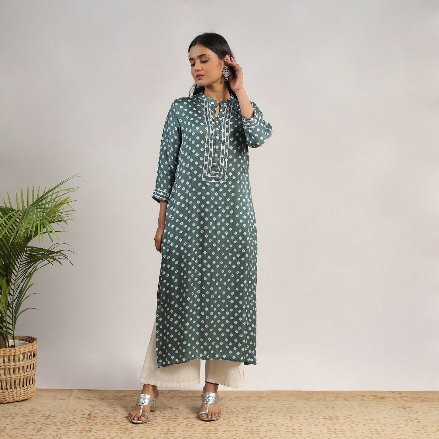 Green Tie & dye Modal Silk Straight Bandhani Kurta for Women