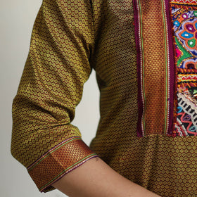 Traditional Khun Straight Kurta for Women