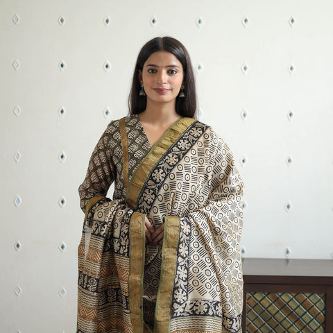 Buy Traditional Maheshwari Silk Bagru Print Kurta Set