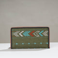  Tribal Hand Embroidered Jute Passport Cover Online at iTokri.com 