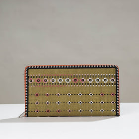  Tribal Hand Embroidered Jute Passport Cover Online at iTokri.com 