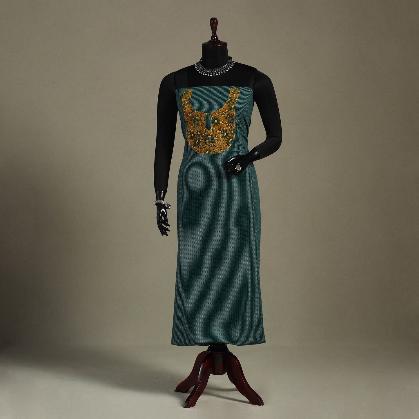 Green Unstitched Plain Cotton Kurta Material