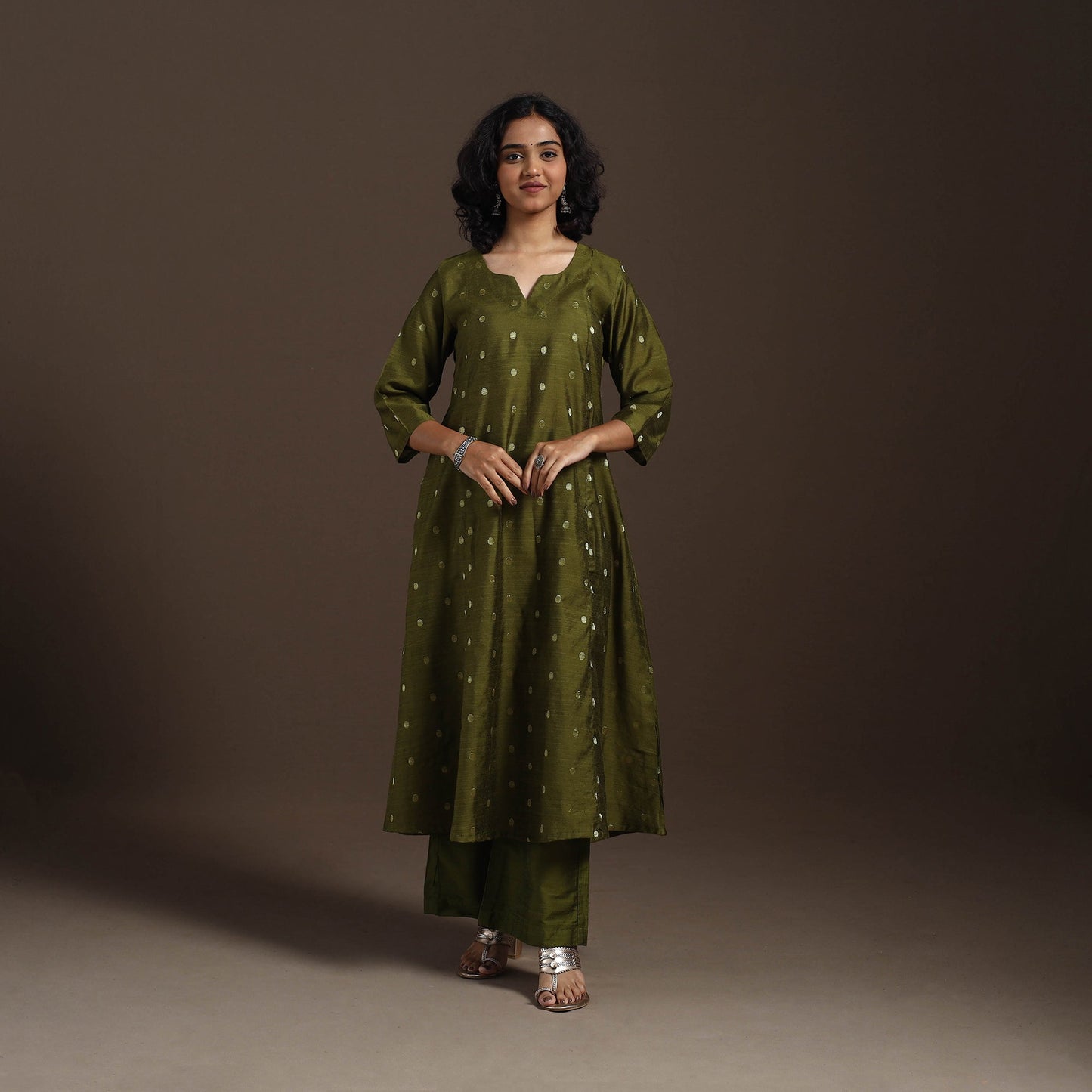Green Zari Buti A-Line Spun Dupion Silk Kurta Set (Set of 2)