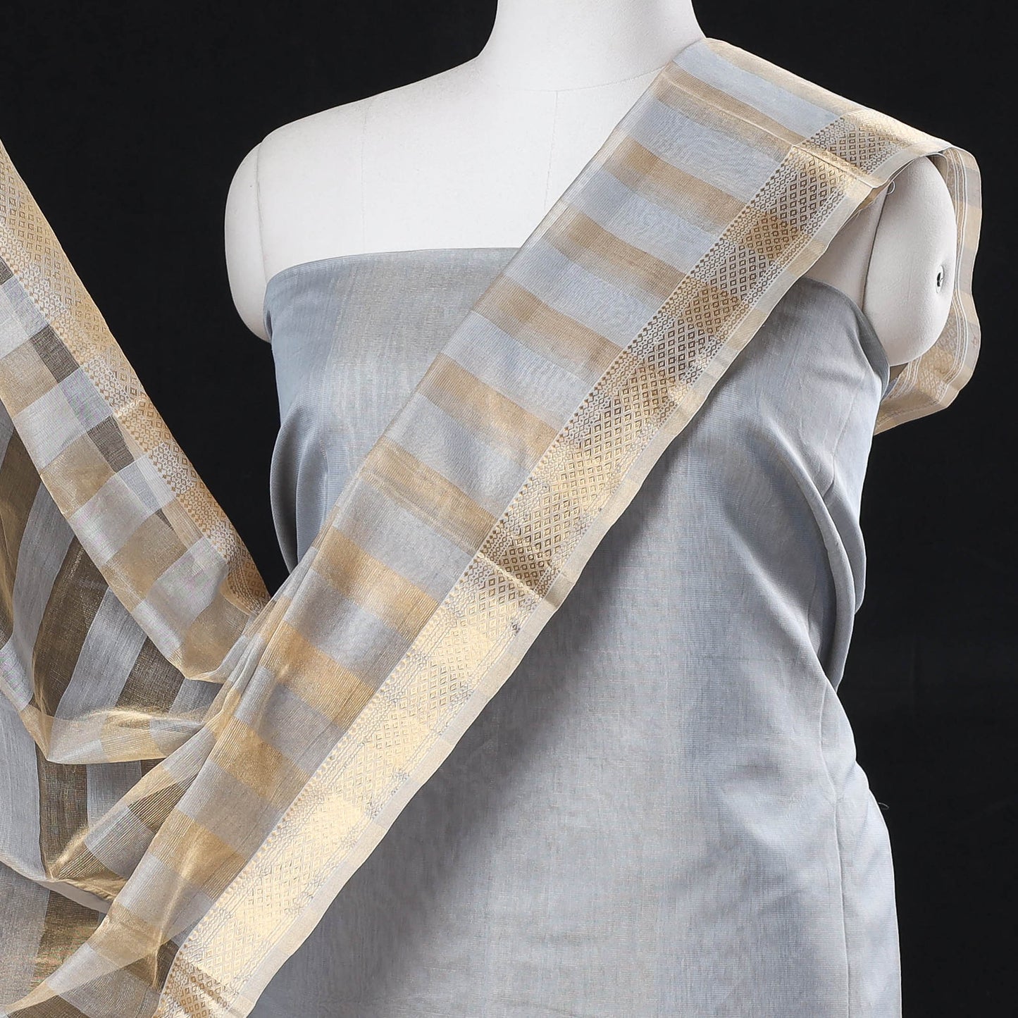 Buy 2pc Maheshwari Silk Tissue Zari Handloom Suit Material Set Online at iTokri.com