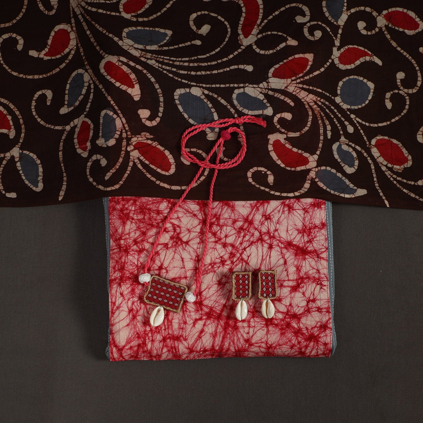 Grey - 2pc unstitched plain dress material with jewellery