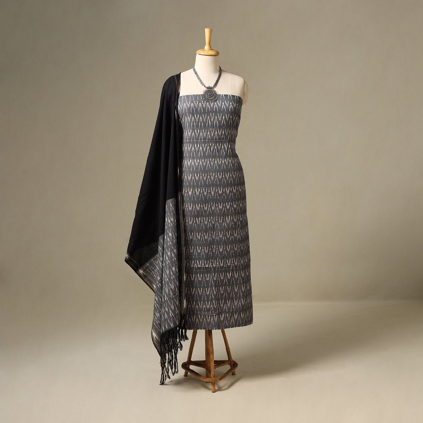 Grey 3pc Cotton Pochampally Ikat Dress Material
