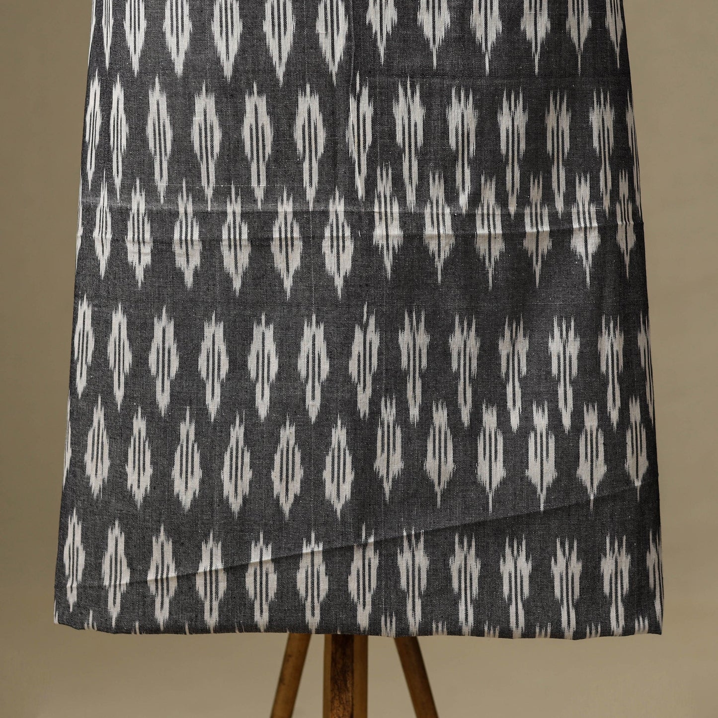 Grey 3pc Cotton Pochampally Ikat Dress Material