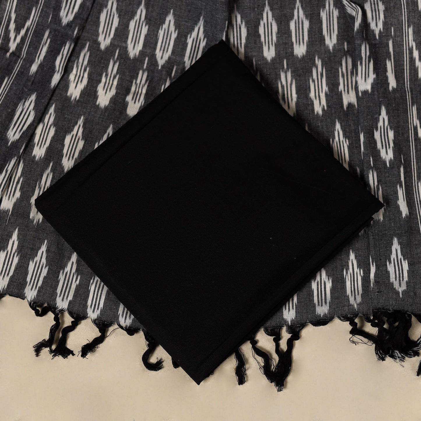 Grey 3pc Cotton Pochampally Ikat Dress Material