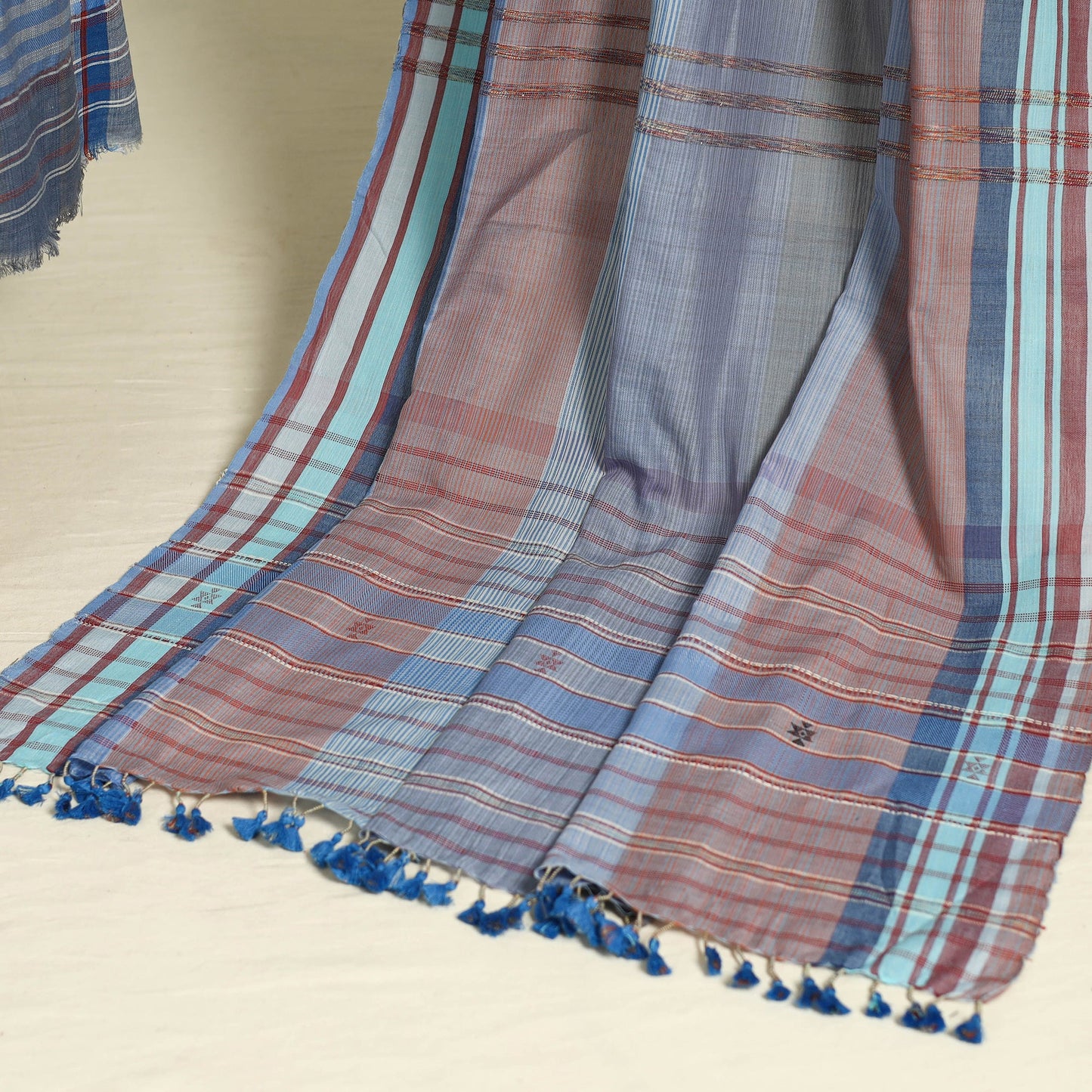 Buy Grey 3pc Handloom Fine Cotton Kutch Bhujodi Dress Material