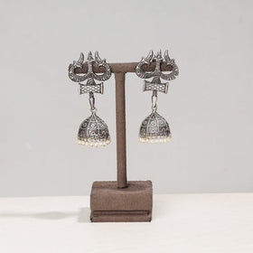  Antique Silver Finish Oxidised Special Brass Base Jhumki Earrings Online l iTokri.com