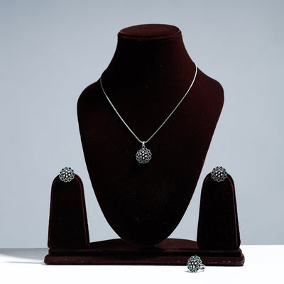  Antique Silver Finish Oxidised Brass Base Stone Work Necklace Set with Ring 