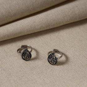  Antique Silver Finish Oxidised Brass Base Toe Ring 