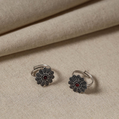  Antique Silver Finish Oxidised Brass Base Toe Ring 