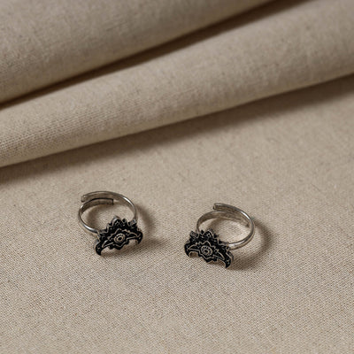  Antique Silver Finish Oxidised Brass Base Toe Ring 