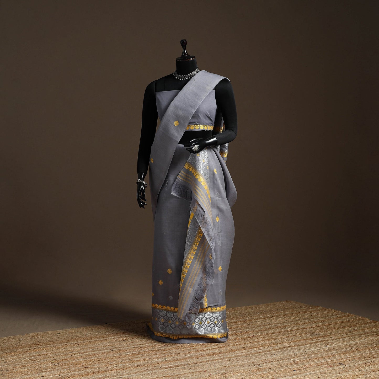 Assam handloom silk cotton mekhela chador with blouse piece