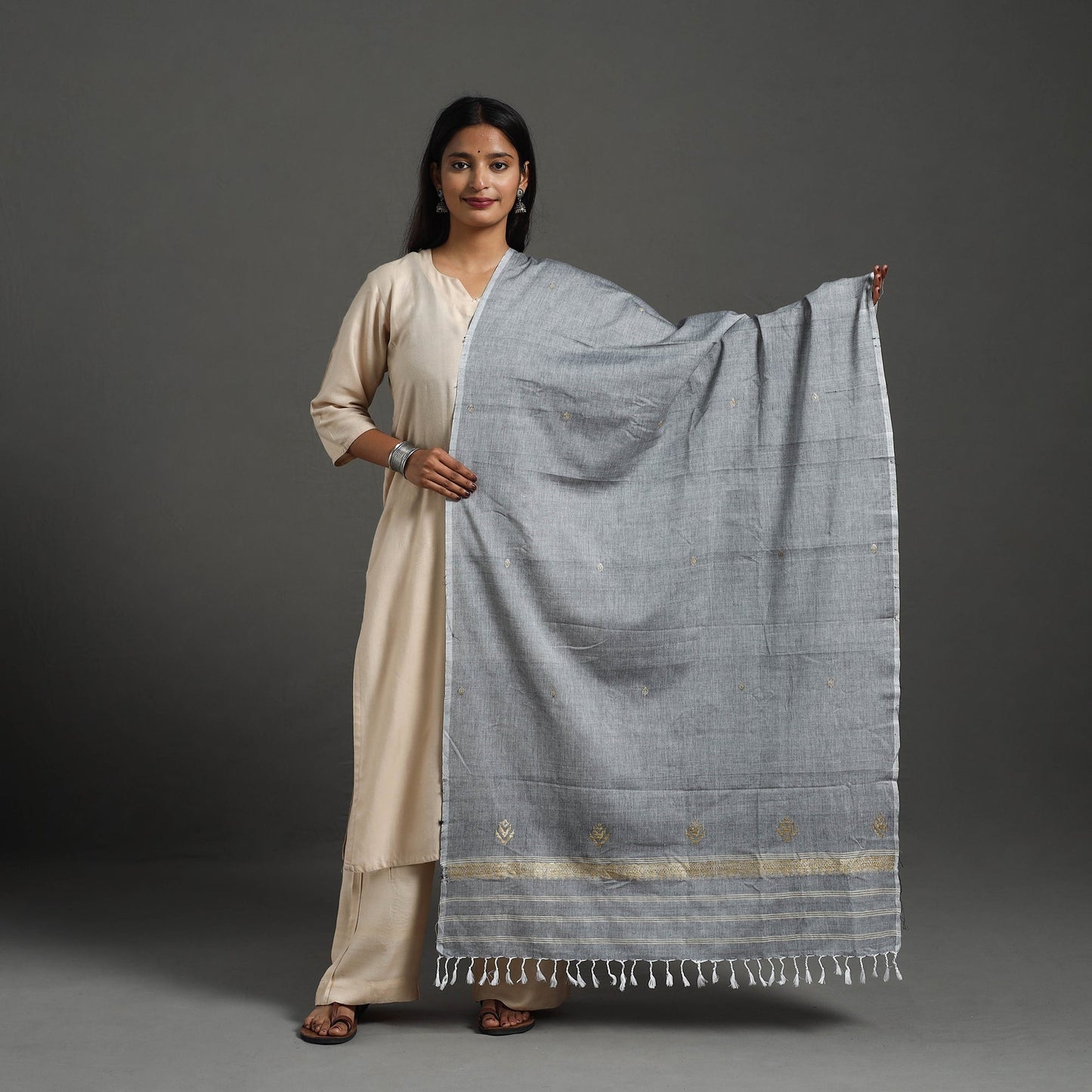 Grey - assam weave thread buti cotton handloom dupatta 20