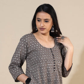 Buy Bagru Hand Block Printed Cotton Long Kurta Online at iTokri.com