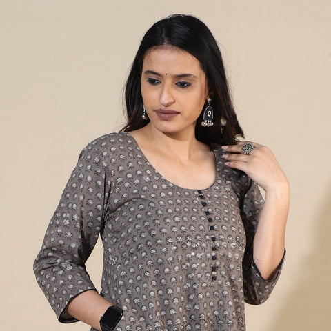 Buy Bagru Hand Block Printed Cotton Long Kurta Online at iTokri.com