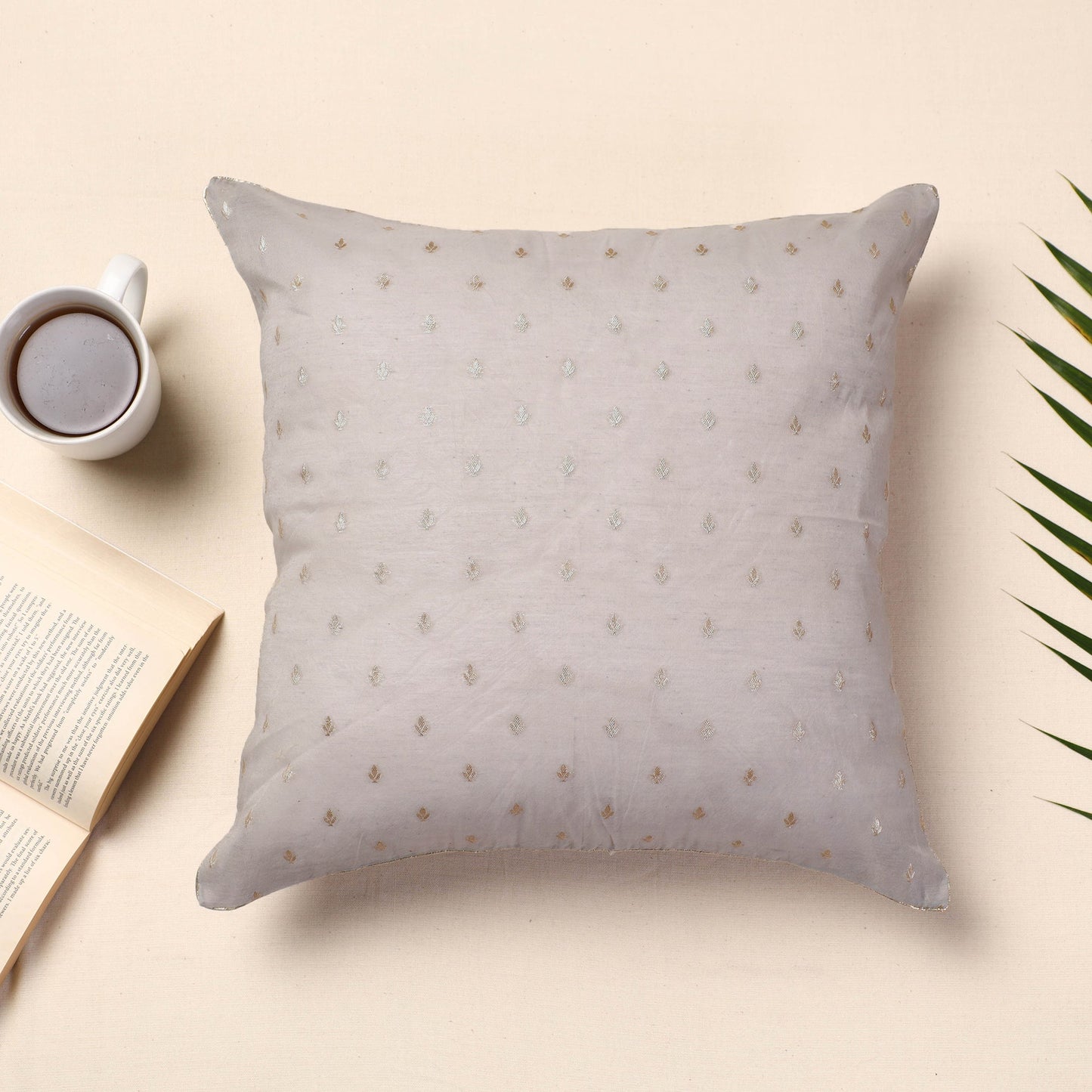 Buy Banarasi Brocade Kinkhab Cushion Cover Online at iTokri.com