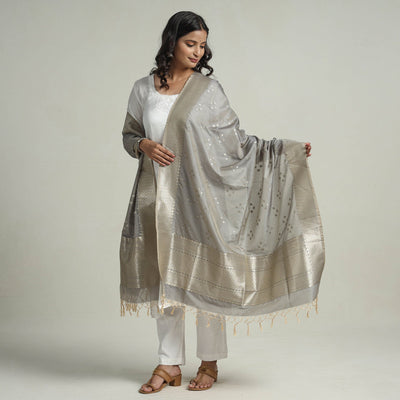 Buy Banarasi Semi Silk Zari Jaal Dupatta with Tassels 28 Online l iTokri.com