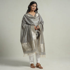 Buy Banarasi Semi Silk Zari Jaal Dupatta with Tassels 28 Online l iTokri.com