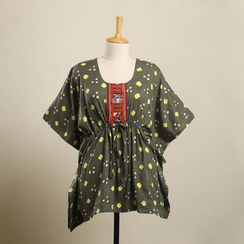 Buy Grey Bandhani Cotton Kaftan with Desert Thread Embroidery