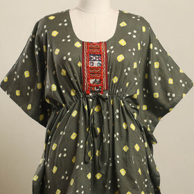 Buy Grey Bandhani Cotton Kaftan with Desert Thread Embroidery