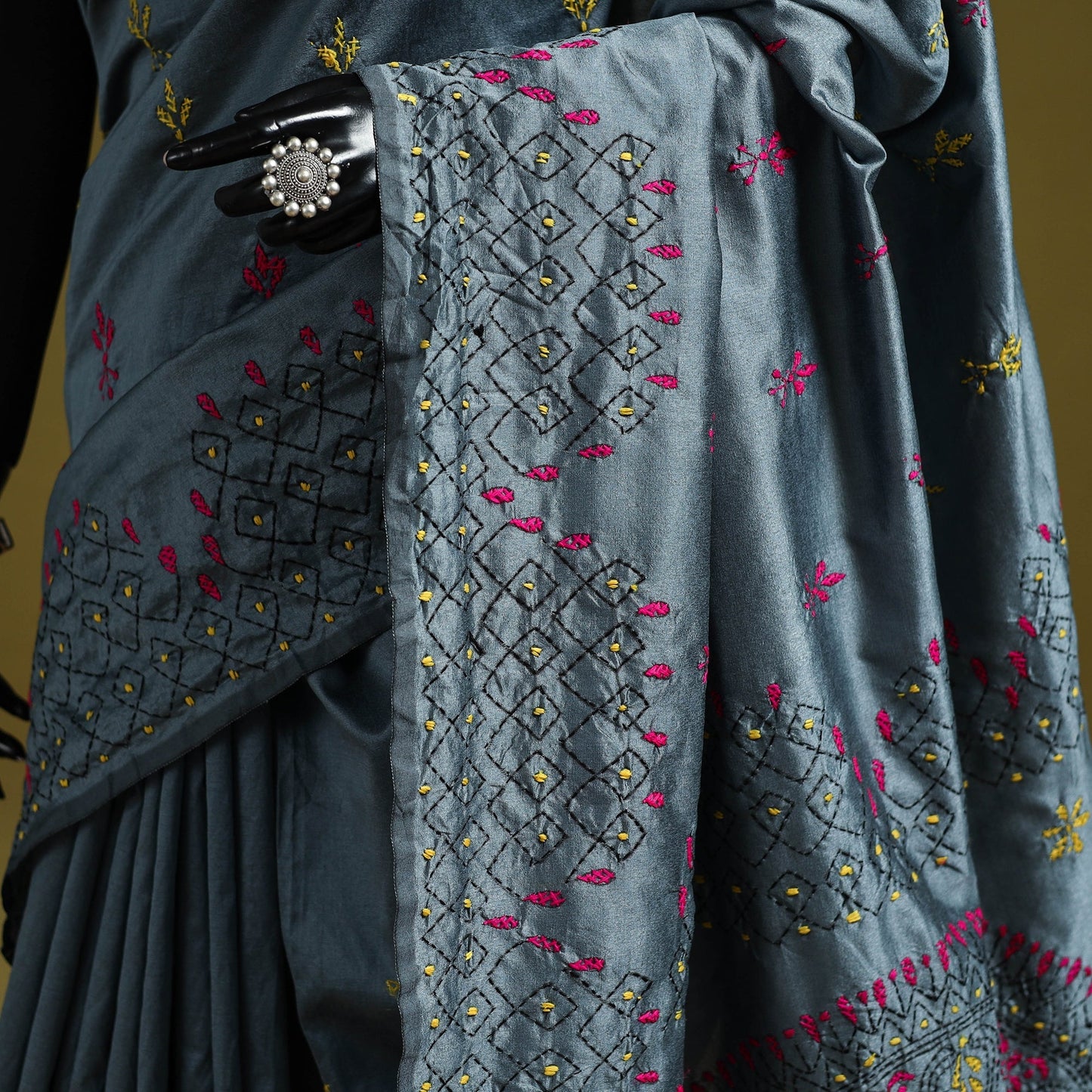 Bengal hand embroidery silk nakshi kantha saree 42