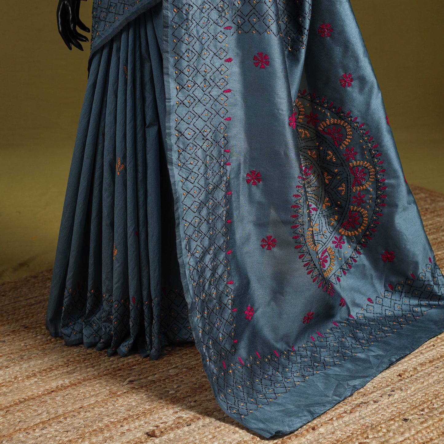 Bengal hand embroidery silk nakshi kantha saree 43