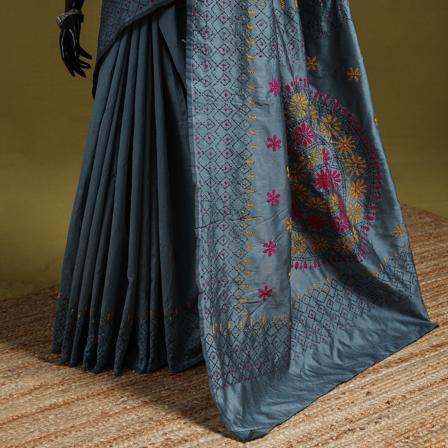 Bengal hand embroidery silk nakshi kantha saree 44